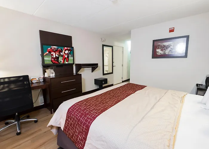 Red Roof Inn Plus+ Boston - Woburn/ Burlington