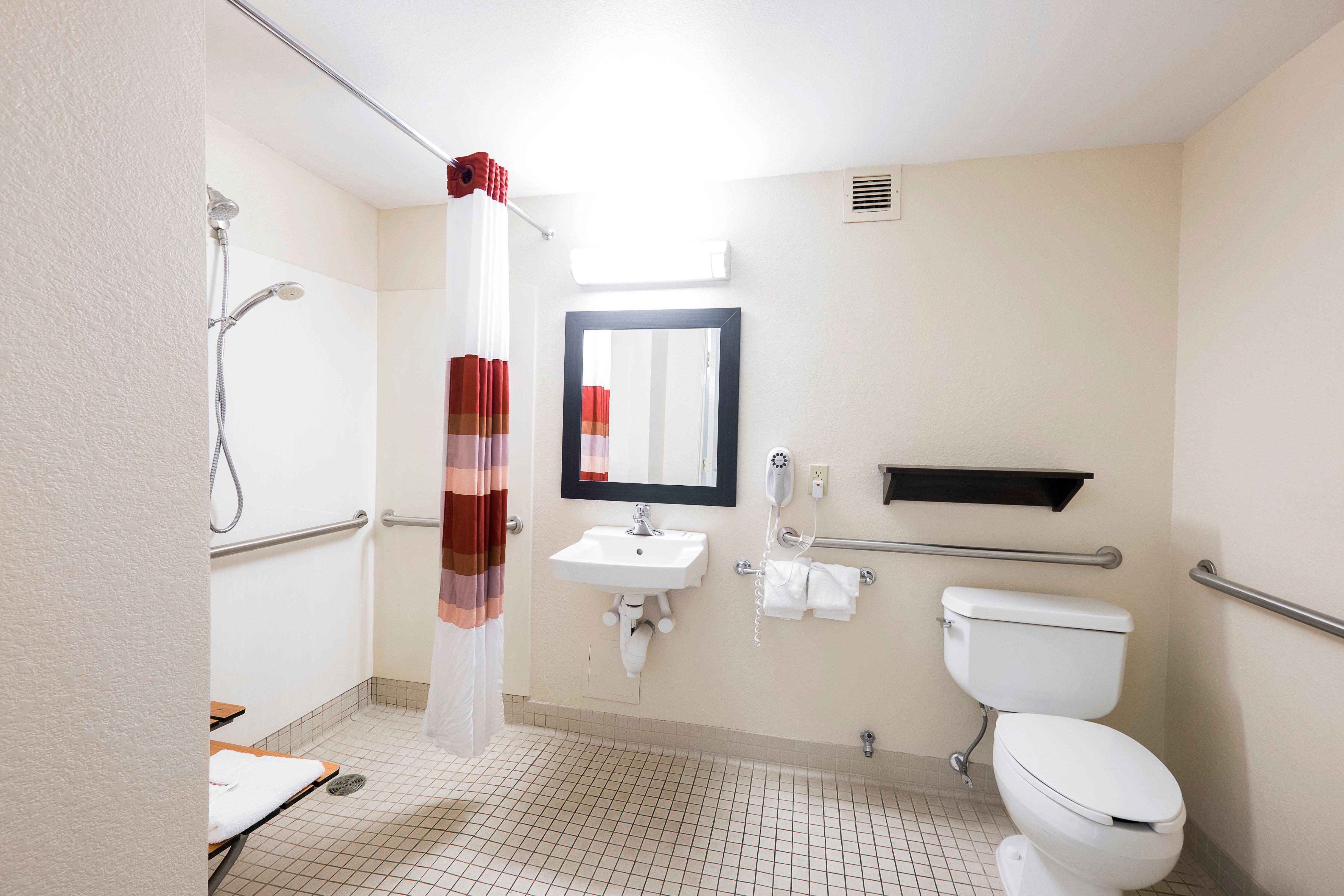 Hotel Red Roof Plus+ Boston - Woburn/ Burlington Woburn