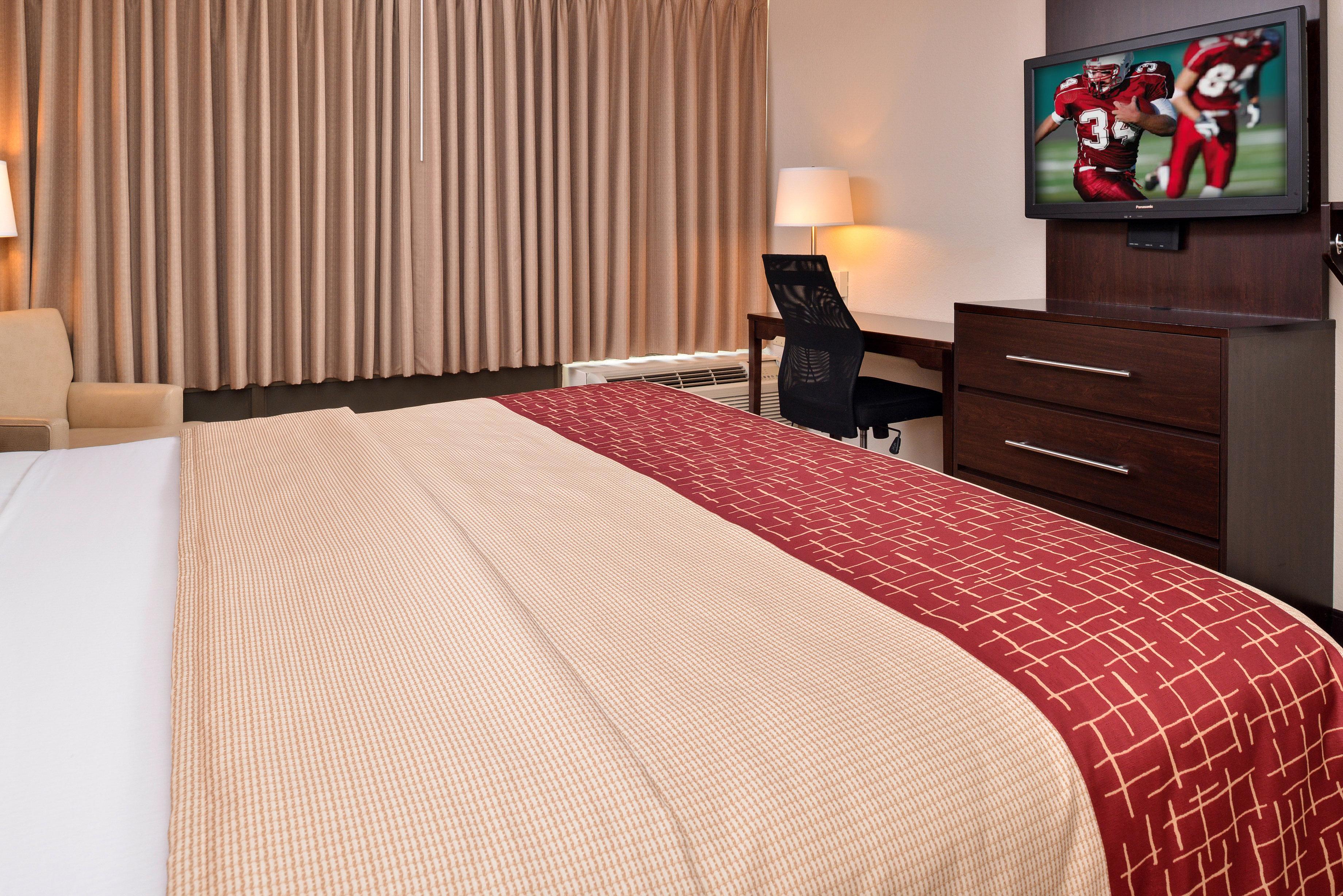 Hotel Red Roof Plus+ Boston - Woburn/ Burlington Woburn